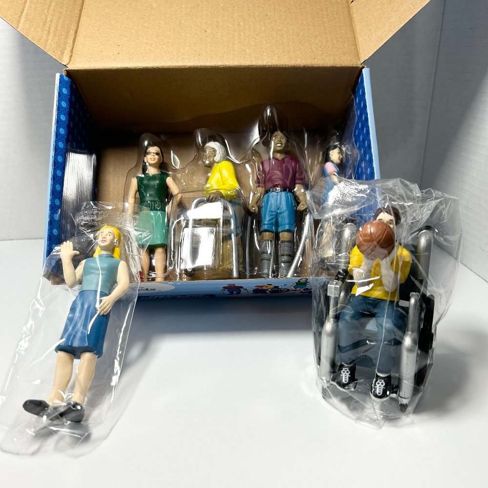 **NEW**  Block Play Friends With Diverse Abilities - Picture 2 of 5